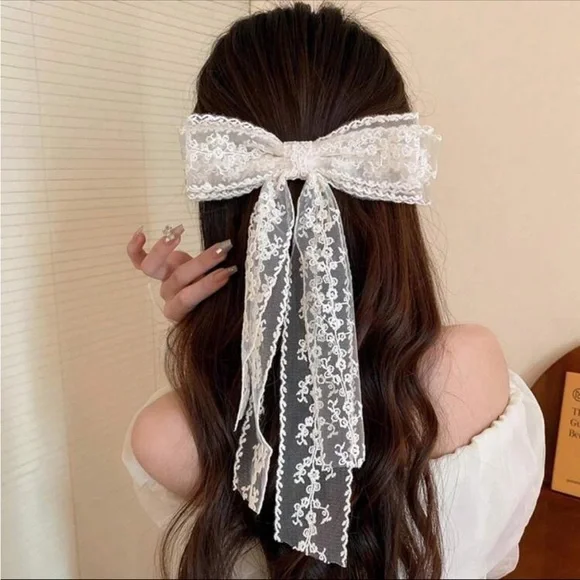 Lace Detail Bow Hair Clip - Picture 5 of 6